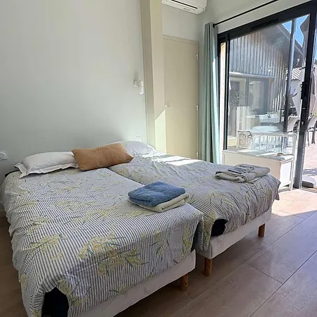 וילה Paisible Avec Piscine Chauffee Et Climatisation A - Fr-1-736-65